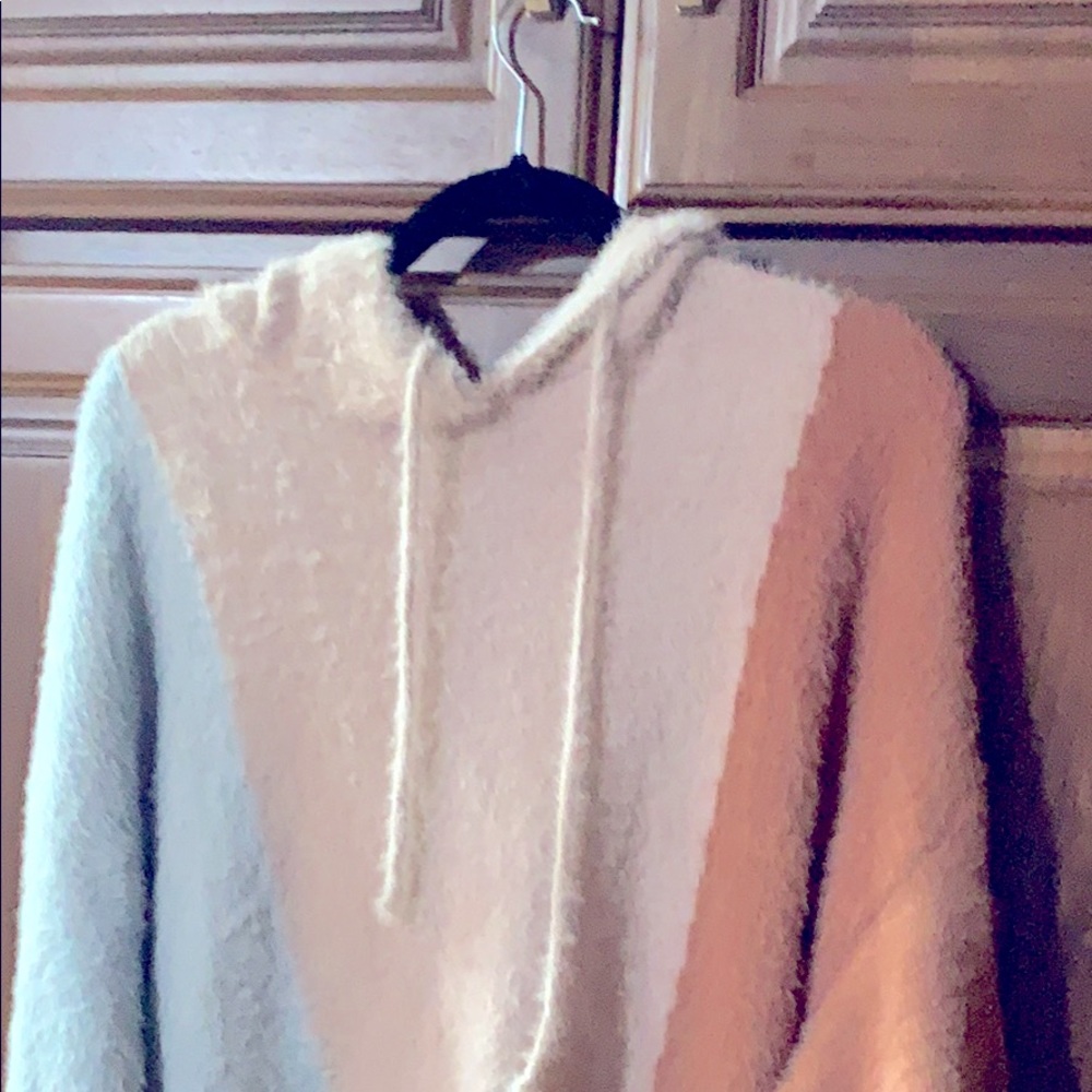 Brand new shirt never worn size 1XL